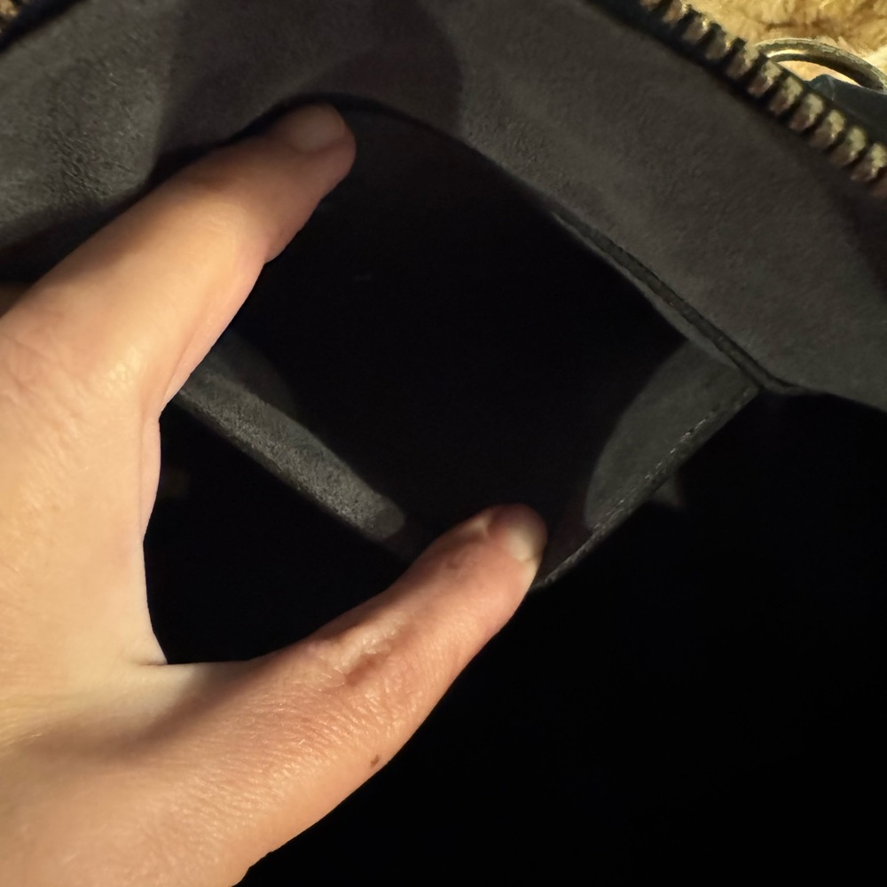 Louis Vuitton Black Epi Leather Alma PM - Picture 12 of 13